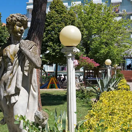 Ξενοδοχείο Garden 3*